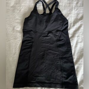 Lululemon Muscle Tees